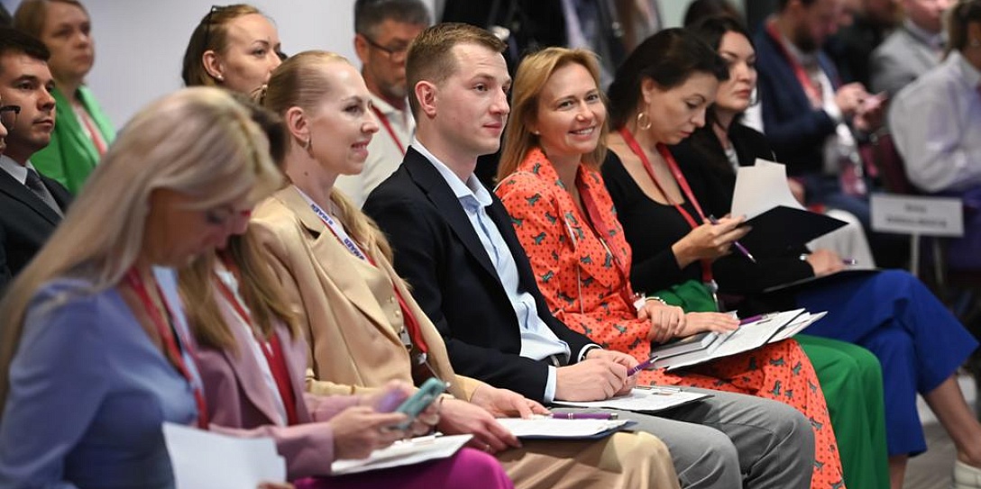 Финалисты Международной Премии #МЫВМЕСТЕ 2024 года примут участие в Молодёжном дне ПМЭФ-2025
